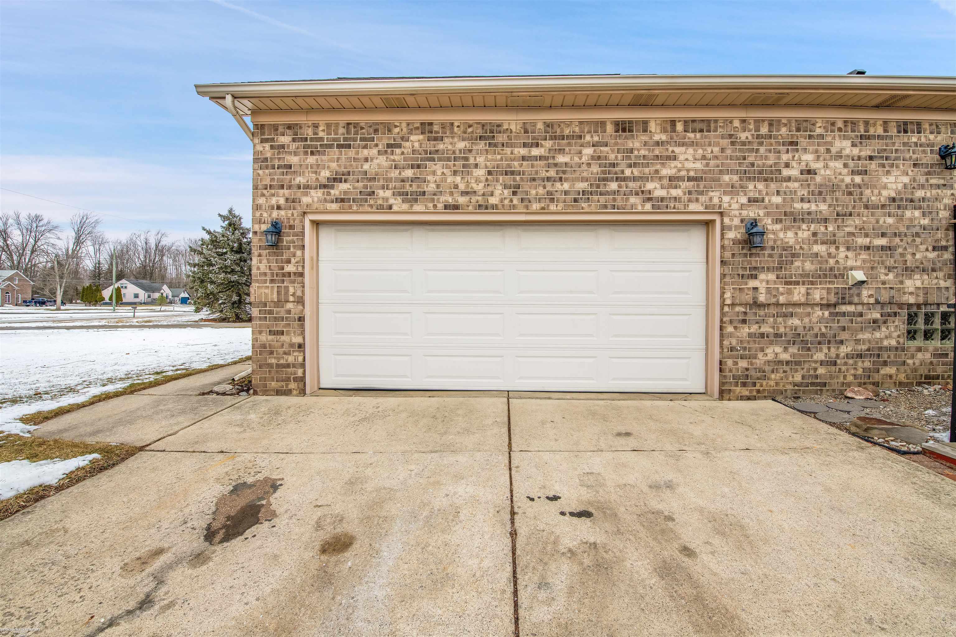 43150 Little Road Clinton Township, MI 48036 - Photo 26 of 40