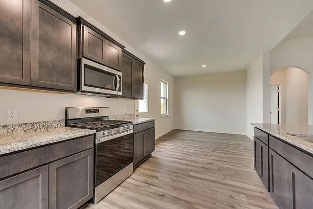 $360,000 | 916 Mallorie Lane, Ferris, TX 75125