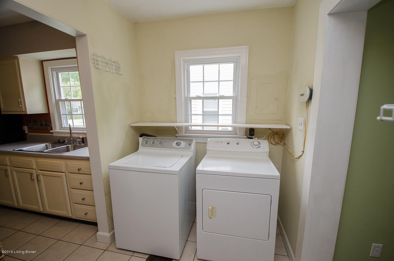 2717 Alanmede Road Louisville, KY 40205 - Photo 16 of 44 Alanmede-16