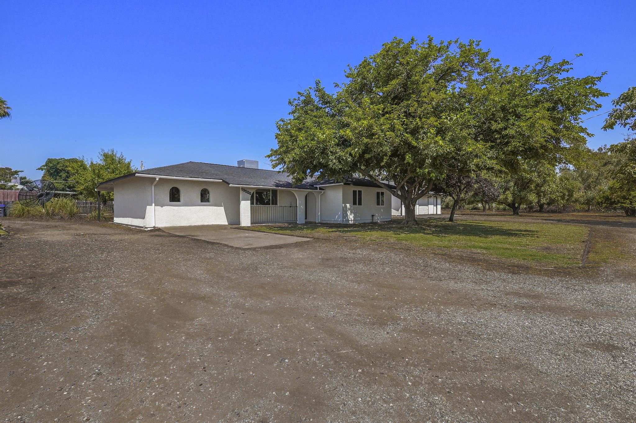 19500 Ridge Road Red Bluff, CA 96080 - Photo 4 of 42