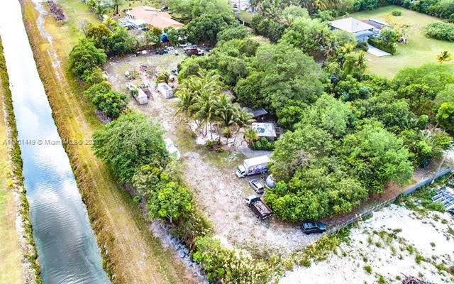 23851 Southwest 123rd Avenue Homestead, FL 33032 - Photo 2 of 8