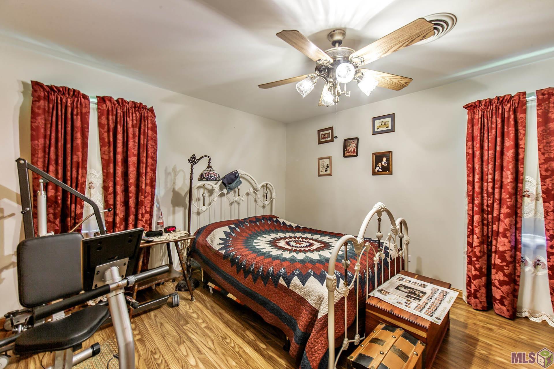 402 4 Point Drive Raceland, LA 70394 - Photo 8 of 13
