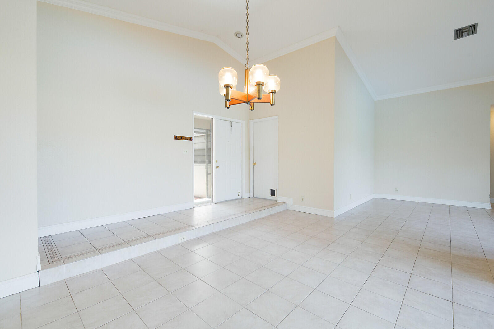 20938 Rustlewood Avenue Boca Raton, FL 33428 - Photo 3 of 45 Foyer