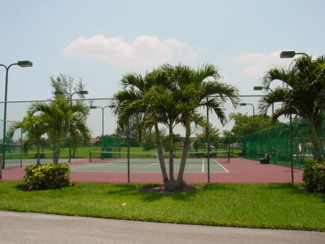 20938 Rustlewood Avenue Boca Raton, FL 33428 - Photo 36 of 45 Tennis