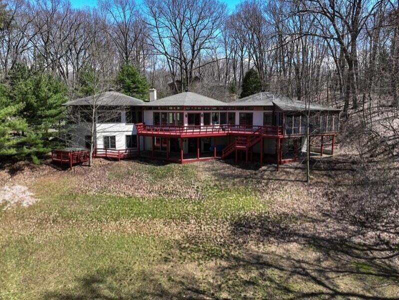 3900 Valley Path Coloma, MI 49038 - Photo 1 of 55 3900 Valley Path