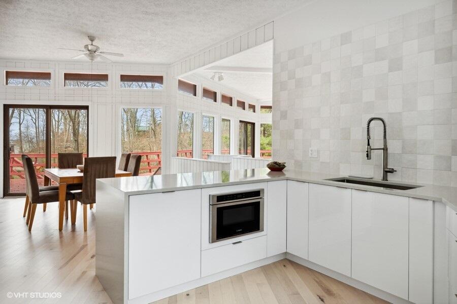 3900 Valley Path Coloma, MI 49038 - Photo 13 of 55 Kitchen