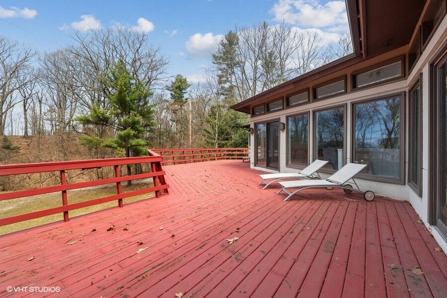 3900 Valley Path Coloma, MI 49038 - Photo 43 of 55 Deck