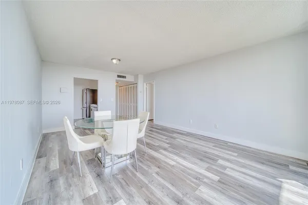 $1,700 | 2000 Northeast 135th Street, Unit 708, North Miami, FL 33181