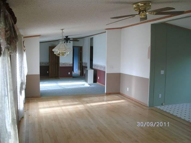 22649 Conway Road Borden, IN 47106 - Photo 6 of 10 Gallery Image 6