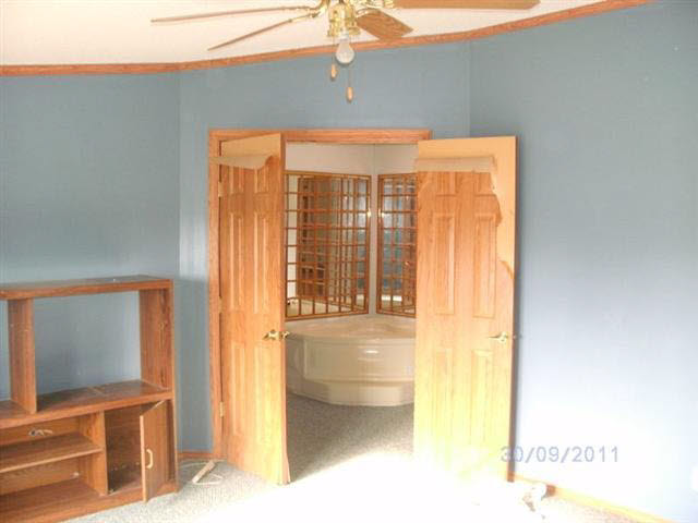 22649 Conway Road Borden, IN 47106 - Photo 8 of 10 Gallery Image 8