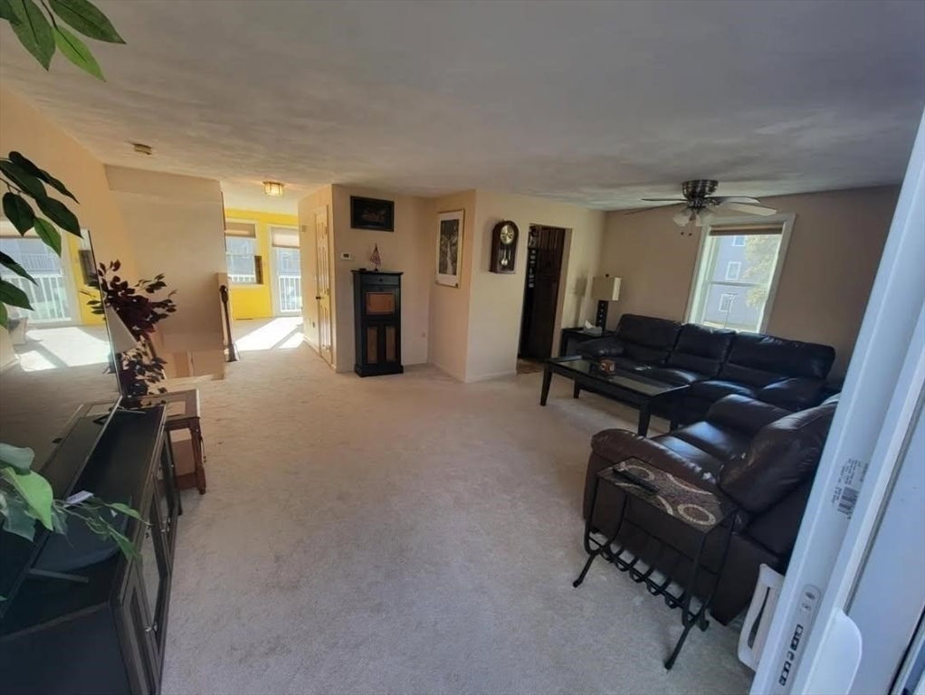 22 Collins Street, Unit 31 Danvers, MA 01923 - Photo 7 of 11