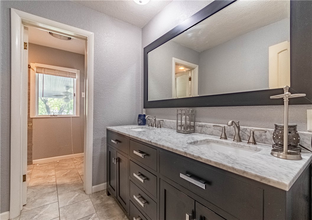 3950 East Park Lane Decatur, IL 62521 - Photo 24 of 37