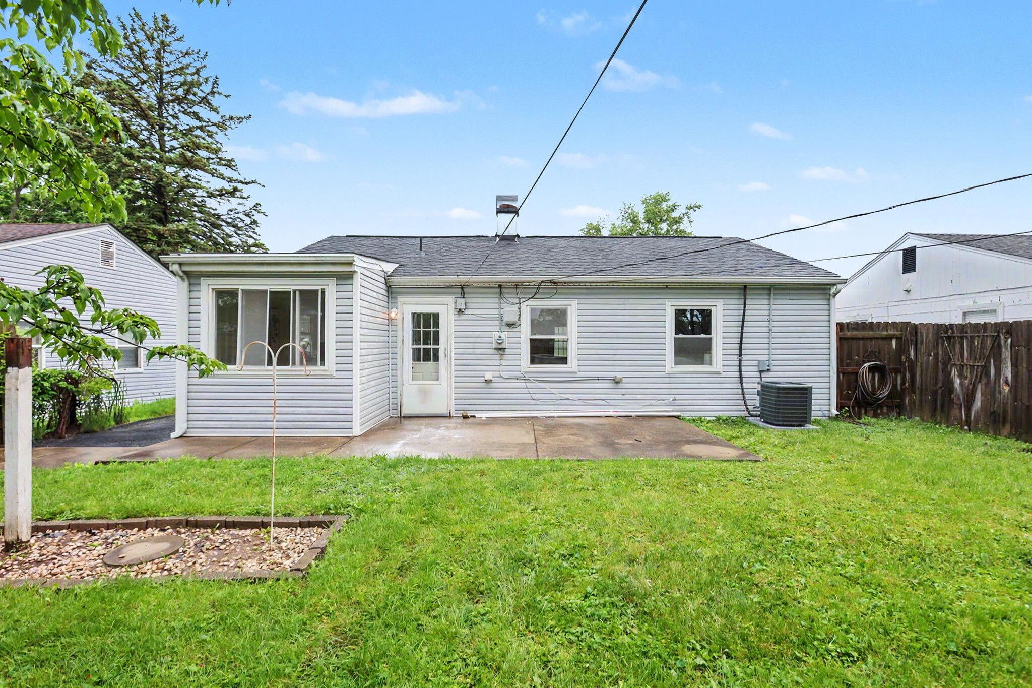 4517 St Rita Lane Columbus, OH 43213 - Photo 22 of 26
