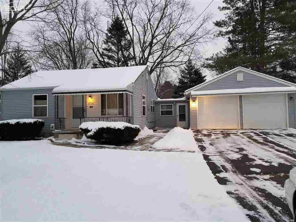 2297 Howe Road Burton, MI 48519 - Photo 1 of 5 21400034.JPG