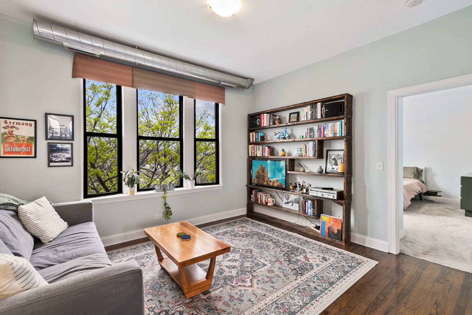 3142 West George Street, Unit C3 Chicago, IL 60618 - Photo 2 of 16