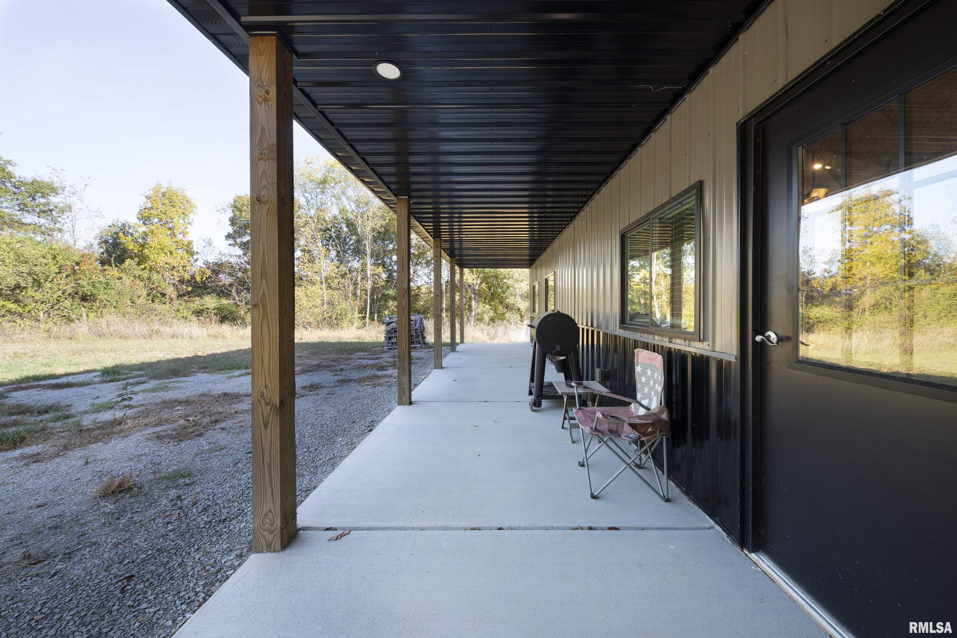 0 East 500 East Road Oconee, IL 62553 - Photo 5 of 75