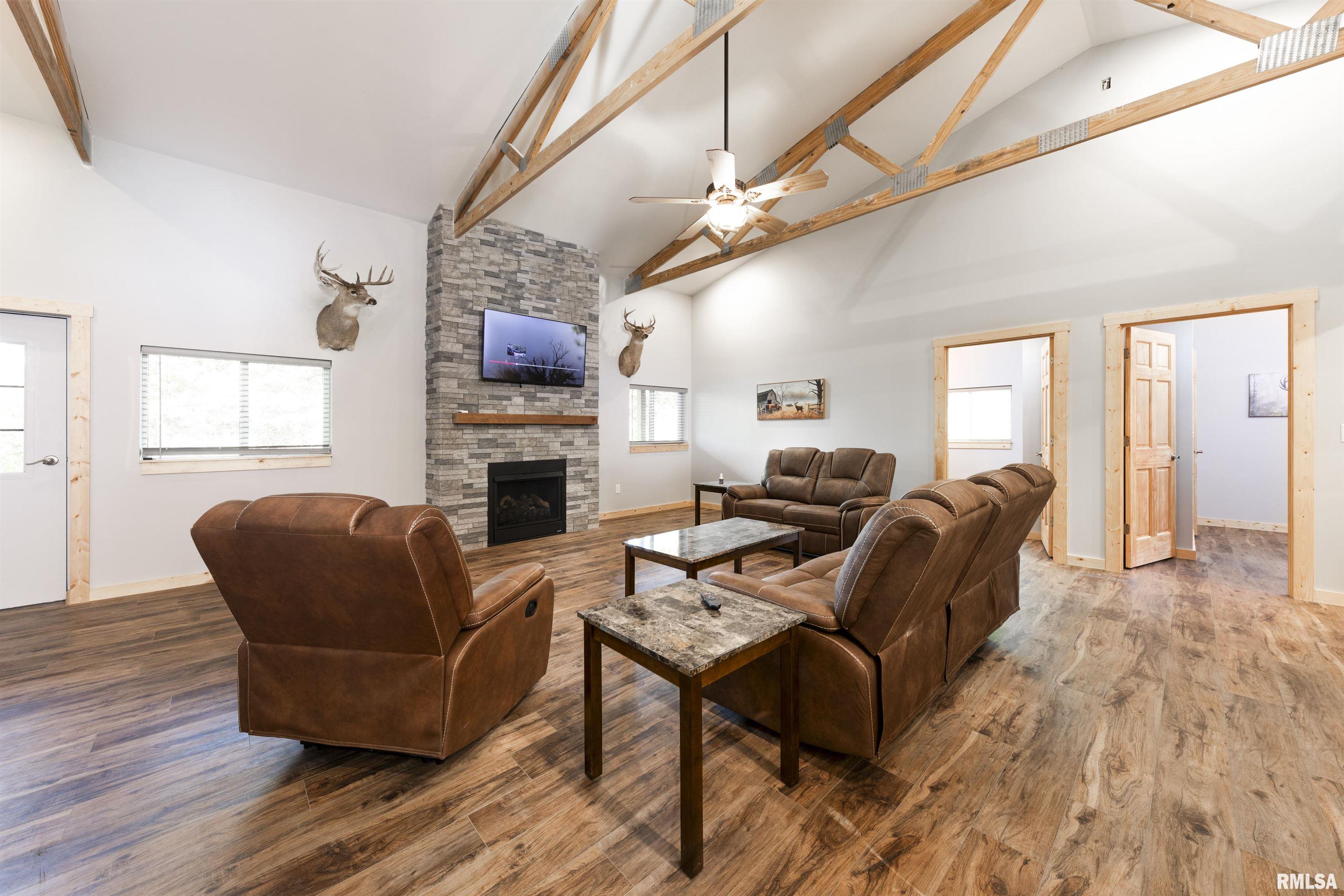 0 East 500 East Road Oconee, IL 62553 - Photo 6 of 75