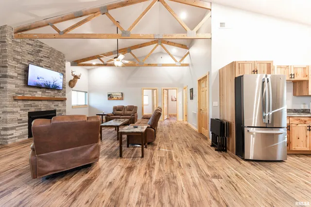 $695,000 | 0 East 500 East Road, Oconee, IL 62553