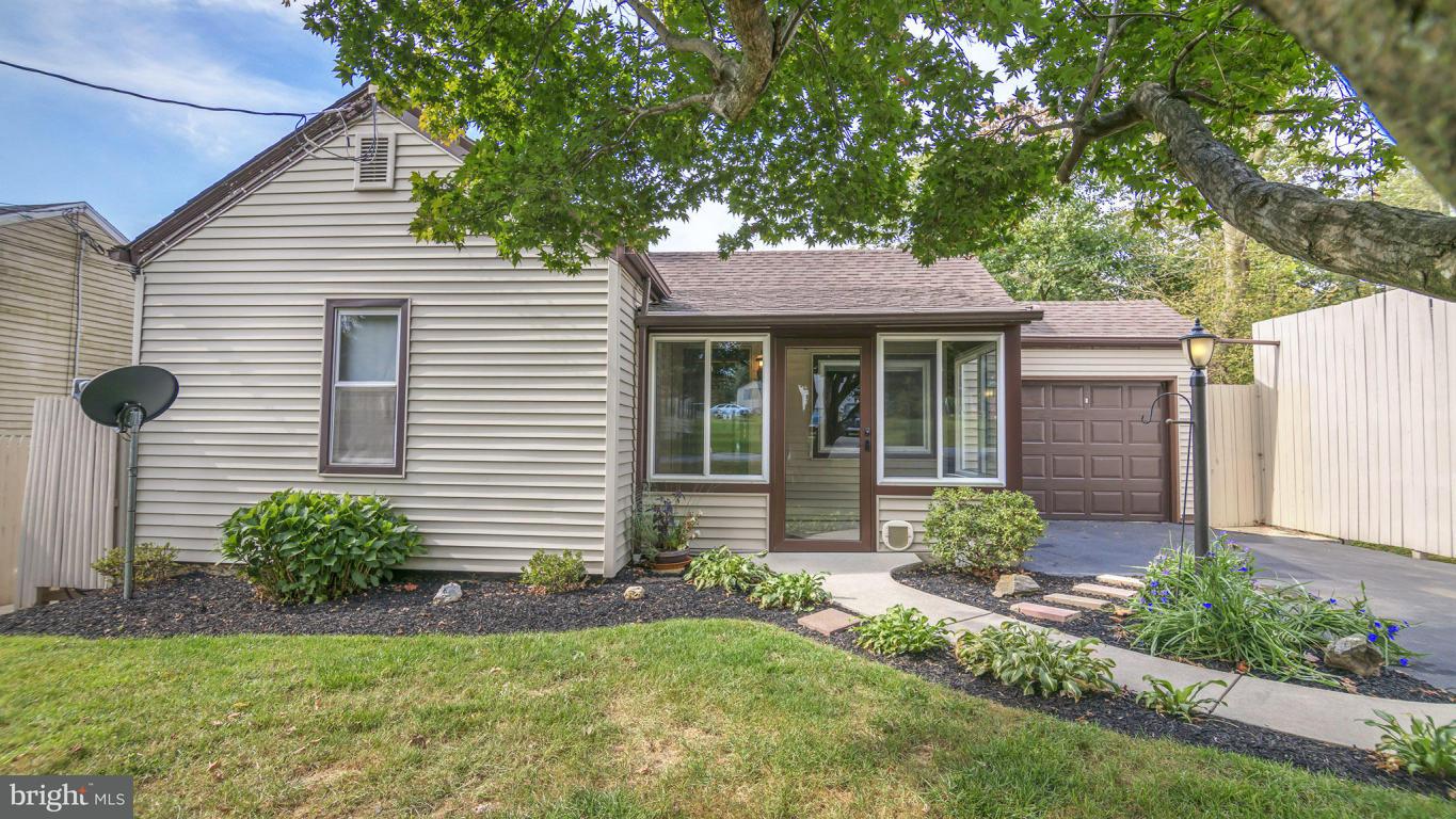 2038 Mill Creek Road Lancaster, PA 17602 - Photo 3 of 32 Gallery Image 3
