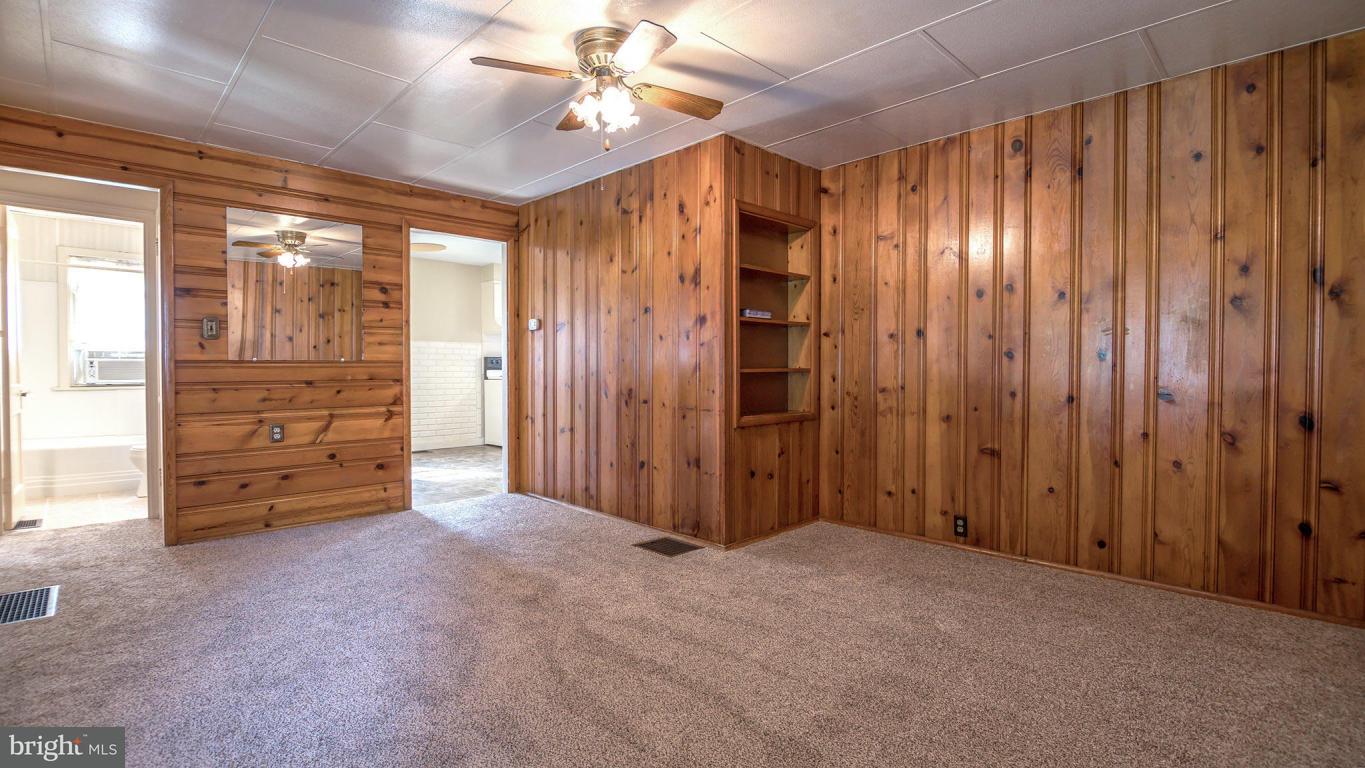 2038 Mill Creek Road Lancaster, PA 17602 - Photo 9 of 32 Gallery Image 9
