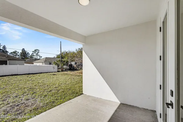 $2,700 | 276 Americana Boulevard Northwest, Palm Bay, FL 32907