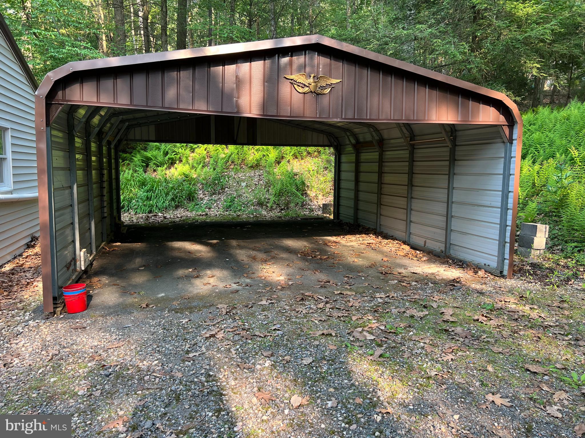 85 Wagner Road Fayetteville, PA 17222 - Photo 4 of 16 Additional storage