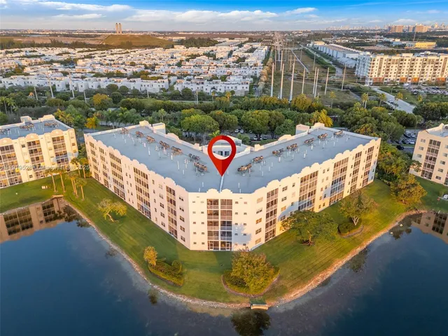 $519,000 | 10730 Northwest 66th Street, Unit 505, Doral, FL 33178