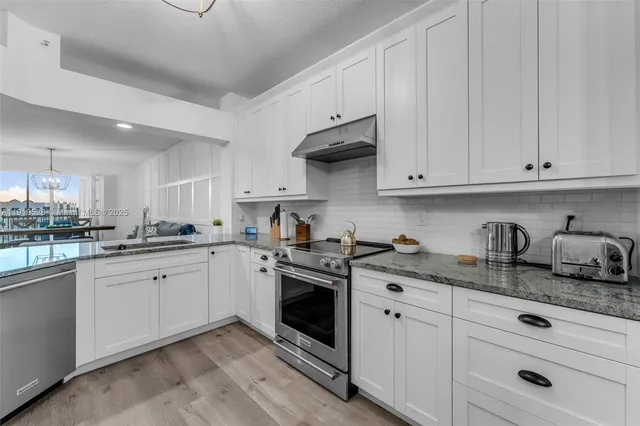 $519,000 | 10730 Northwest 66th Street, Unit 505, Doral, FL 33178