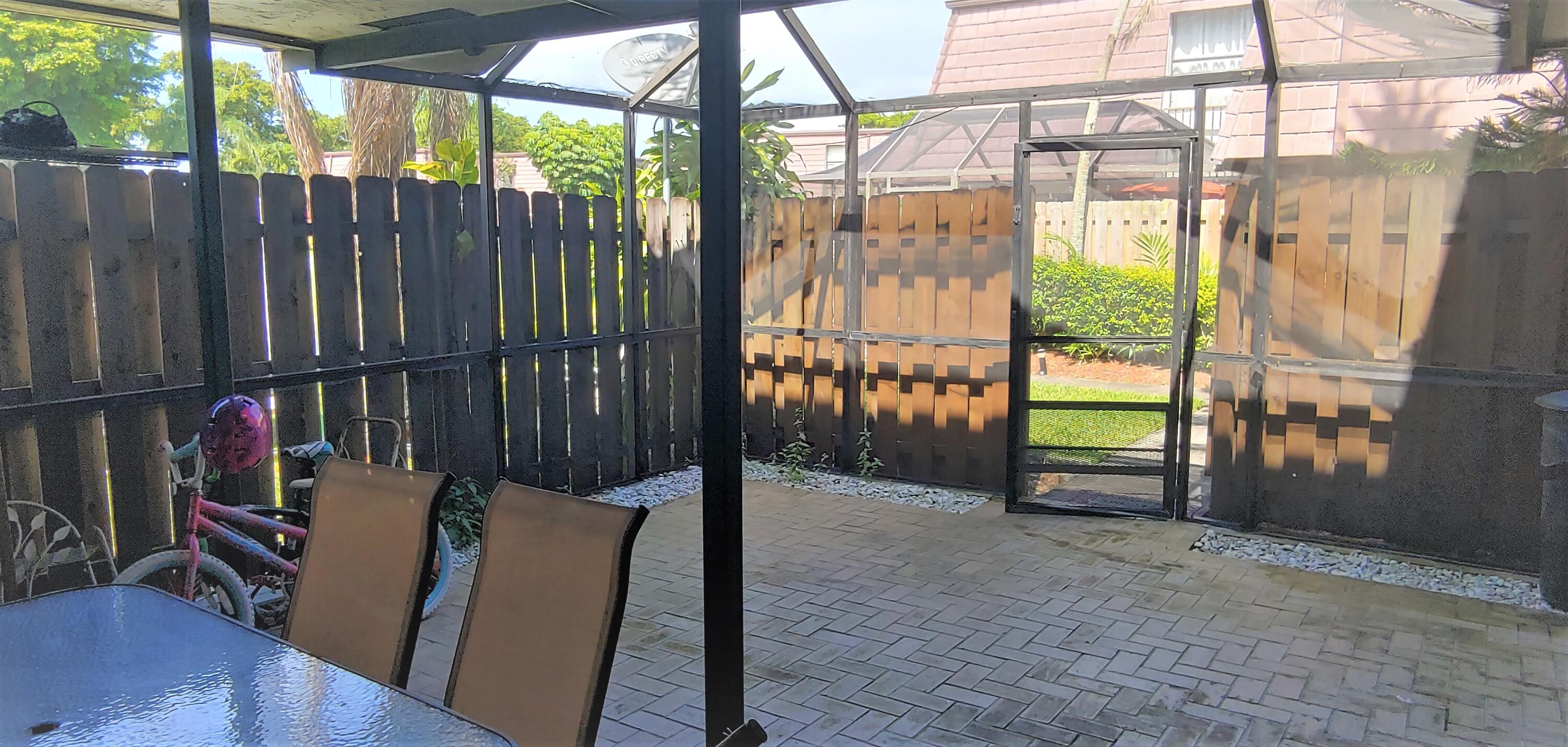 7641 Courtyard Run West Boca Raton, FL 33433 - Photo 12 of 14 Patio area