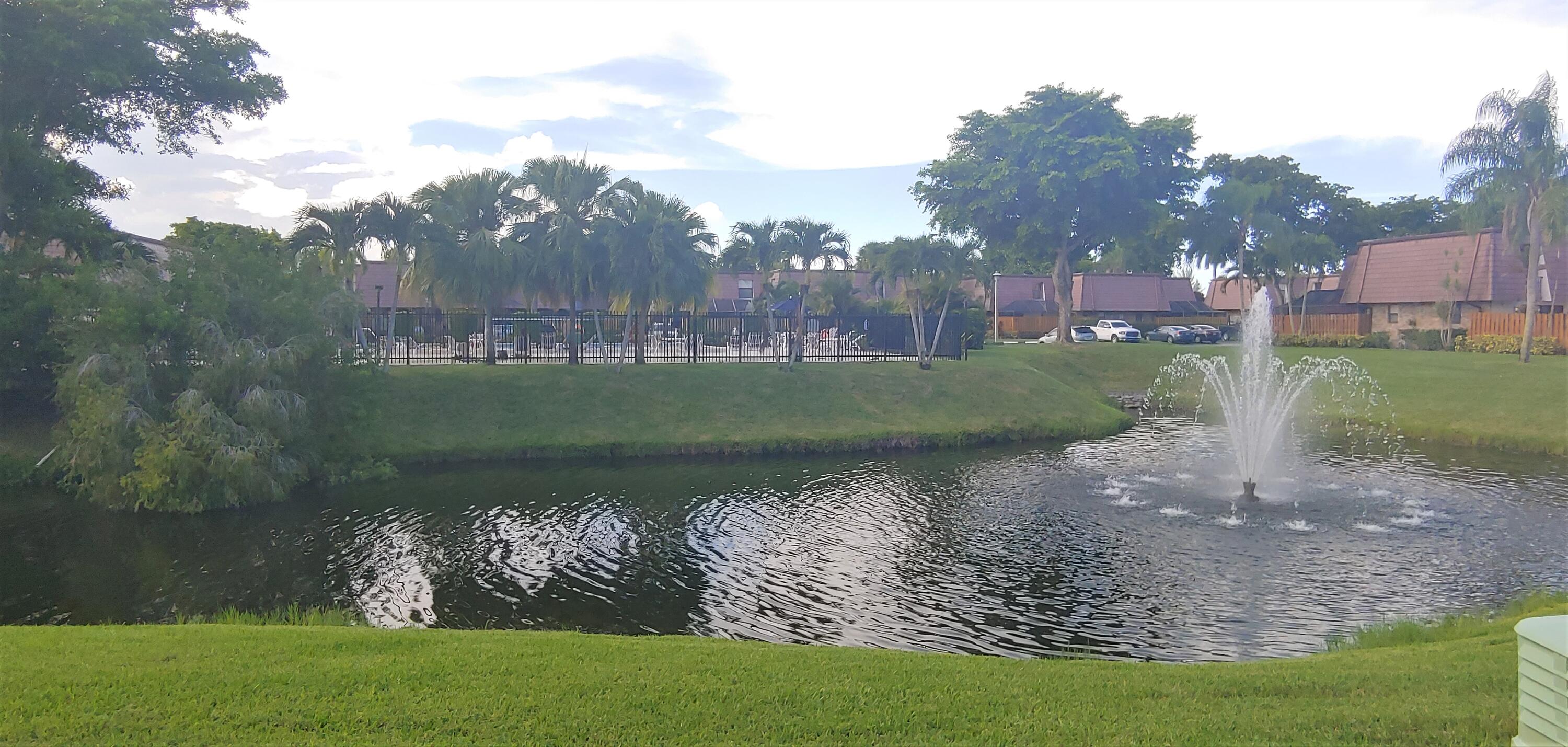 7641 Courtyard Run West Boca Raton, FL 33433 - Photo 14 of 14 Sitting area view
