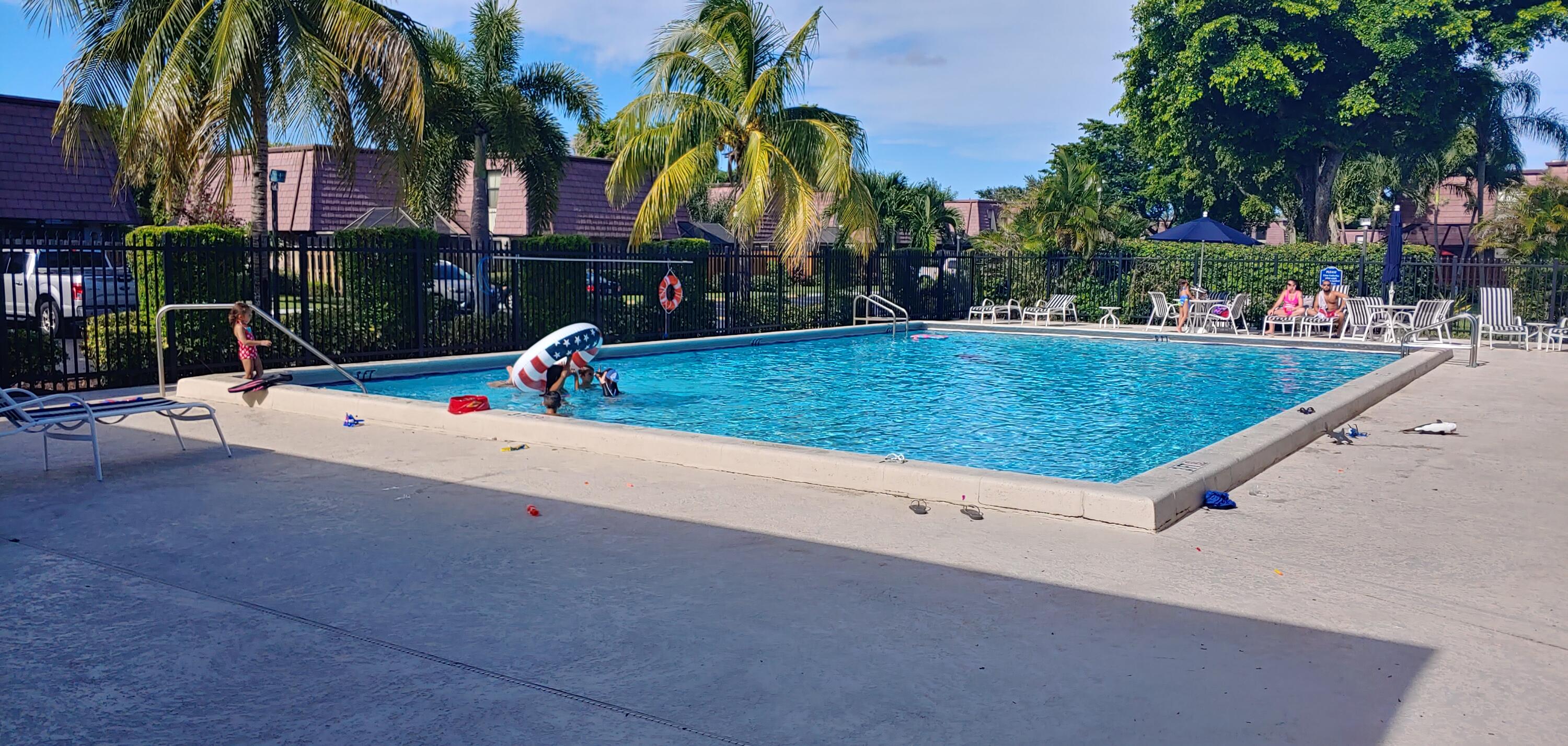 7641 Courtyard Run West Boca Raton, FL 33433 - Photo 3 of 14 Community pool