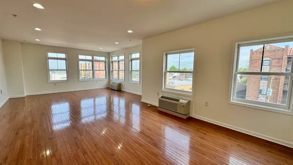 $3,200 | 9252 John F. Kennedy Boulevard, Unit 406, North Bergen, NJ 07047