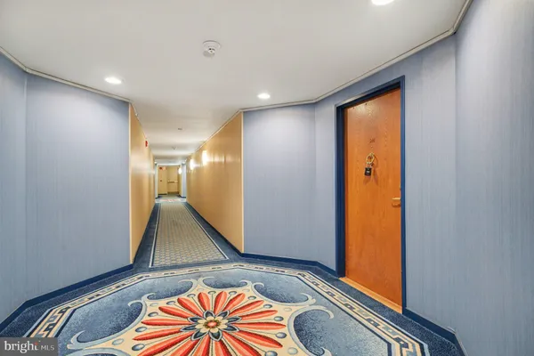 $2,200 | 100 Breyer Drive, Unit 5M, Elkins Park, PA 19027
