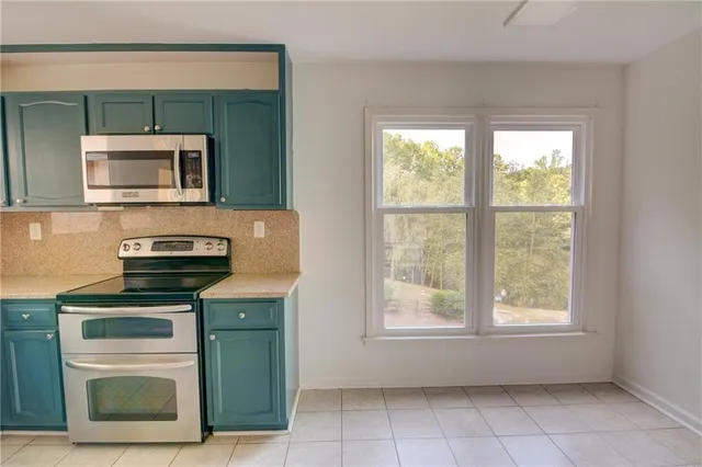 $375,000 | 6538 Deerings Lane, Peachtree Corners, GA 30092