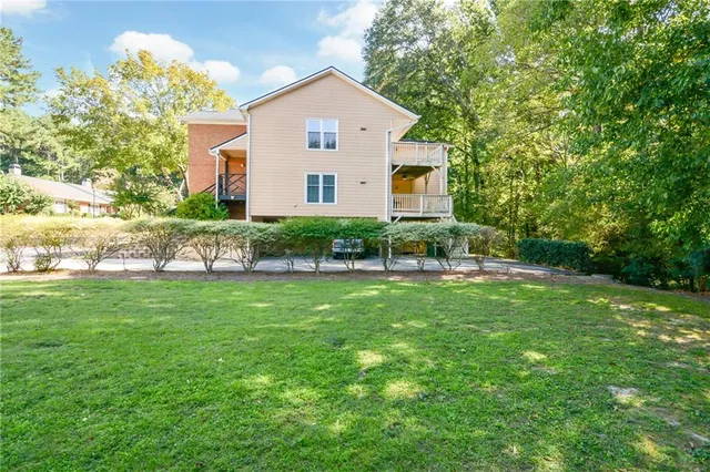 $375,000 | 6538 Deerings Lane, Peachtree Corners, GA 30092