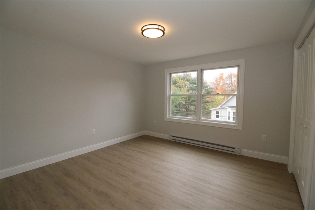 476 Cottage Street Athol, MA 01331 - Photo 12 of 26