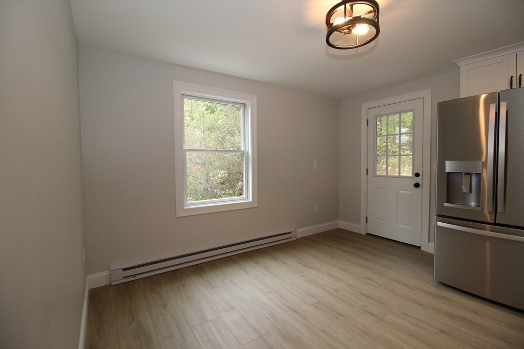 476 Cottage Street Athol, MA 01331 - Photo 6 of 26