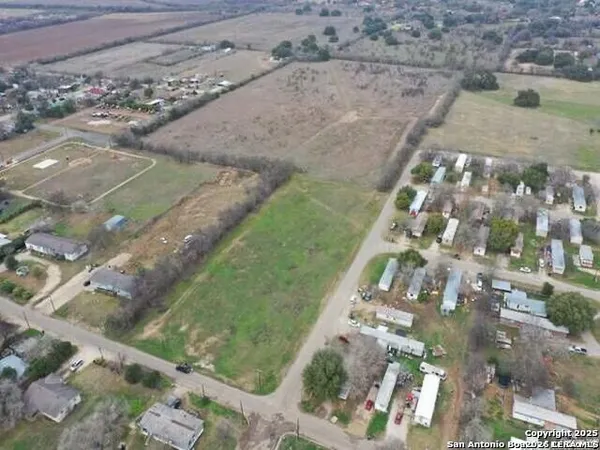$430,000 | 0 Ave P & 11th Hondo Tx 78861, Hondo, TX 78861