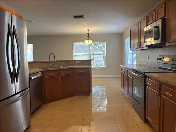 $383,000 | 11831 Whisper Creek Drive, Riverview, FL 33569