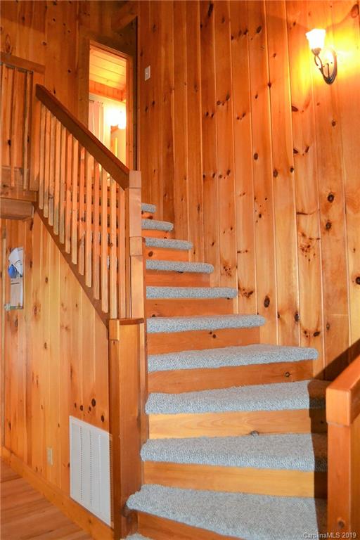 7697 Turtle Rock Road Newland, NC 28657 - Photo 14 of 20 Gallery Image 14