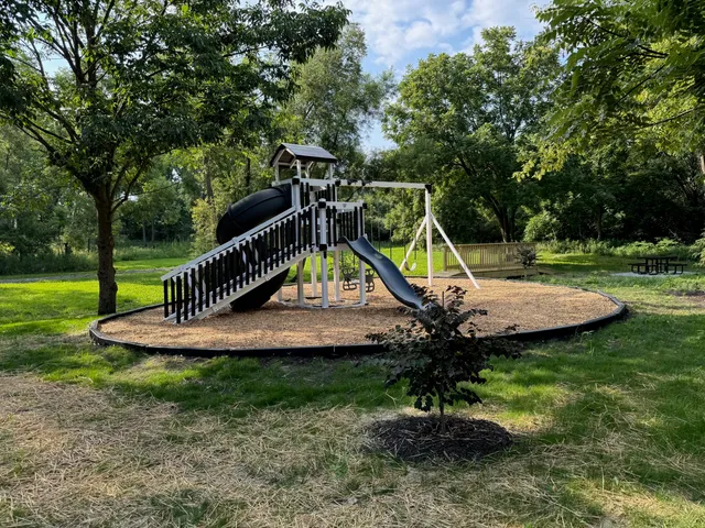 708 Ketill Trace, Hebron, IN 46341