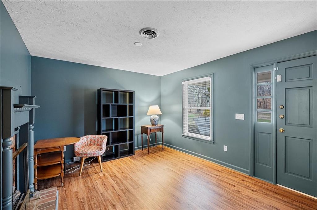 14605 Cogburn Road Alpharetta, GA 30004 - Photo 8 of 50 Gallery Image 8