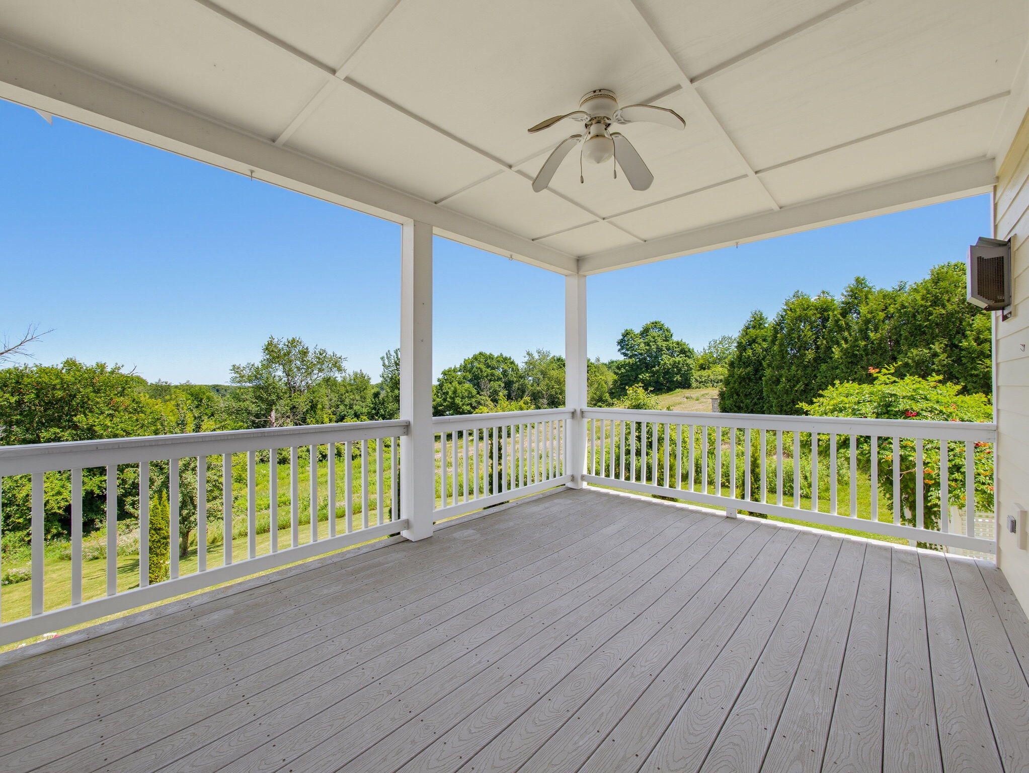 W225N3524 Wethersfield Road Pewaukee, WI 53072 - Photo 14 of 47 15-web-or-mls-w225n3524-wethersfield-rd