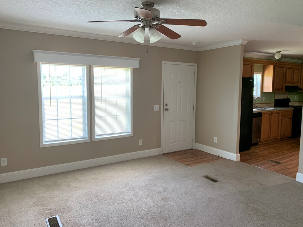 1147 Chewning Road Pinewood, SC 29125 - Photo 6 of 23
