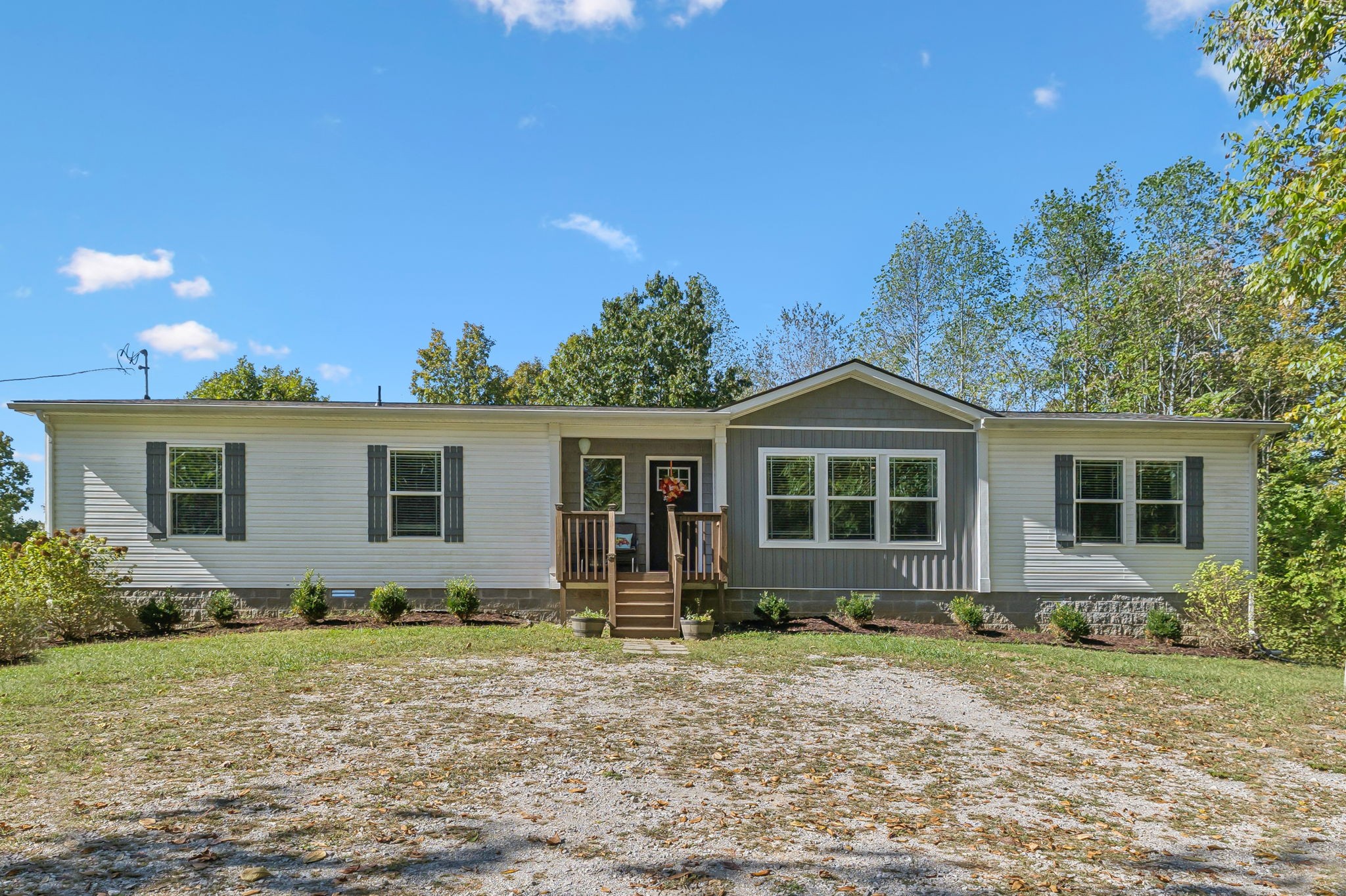 10355 Chappell Cemetery Road Bon Aqua, TN 37025 - Photo 3 of 39