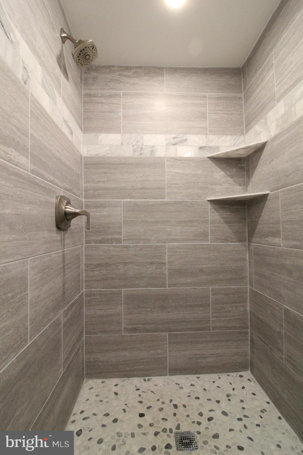1920 Jasmine Road Baltimore, MD 21222 - Photo 31 of 40 Custom Shower w/ pebble stone base. Overhead Light