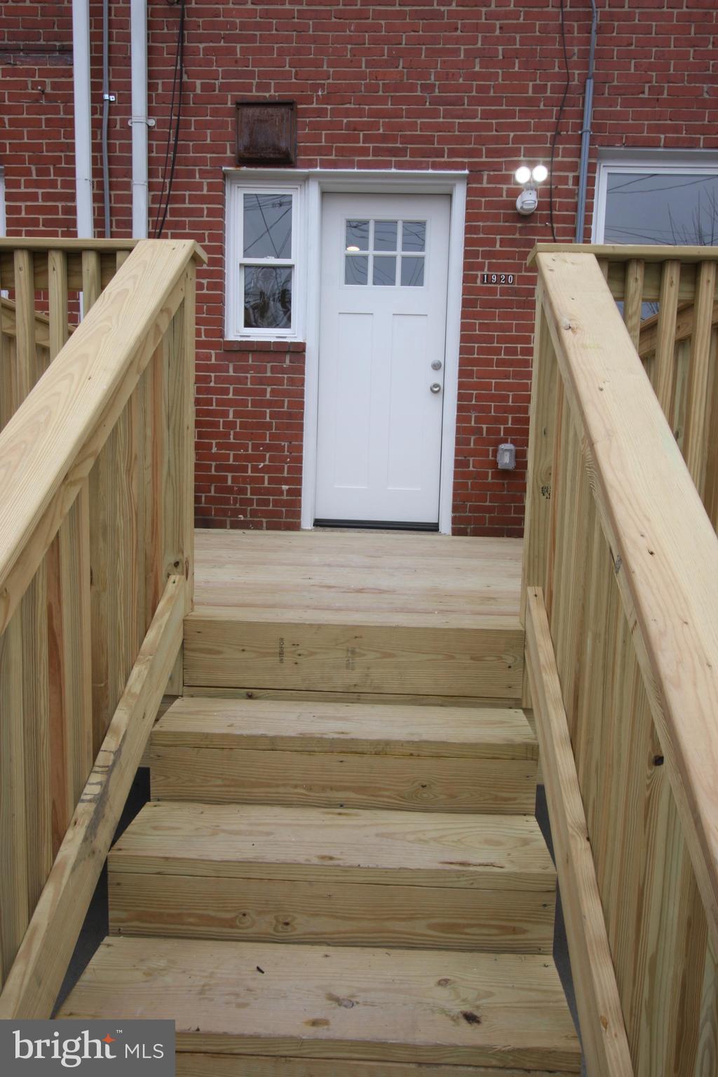 1920 Jasmine Road Baltimore, MD 21222 - Photo 38 of 40 Newly constructed 8'x8' Deck