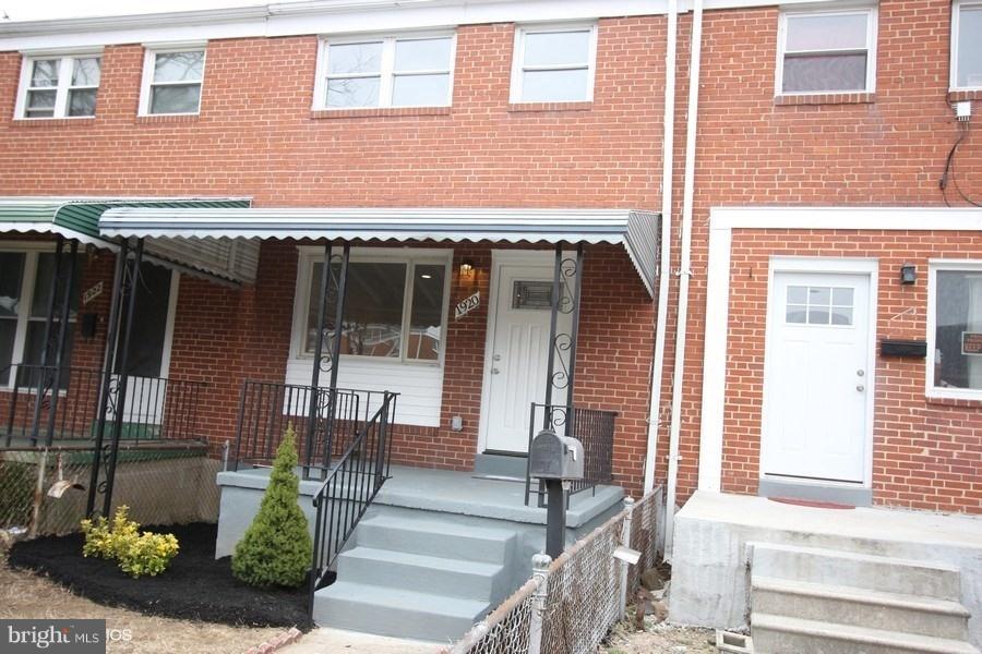 1920 Jasmine Road Baltimore, MD 21222 - Photo 40 of 40 10'x8' Covered Front Porch