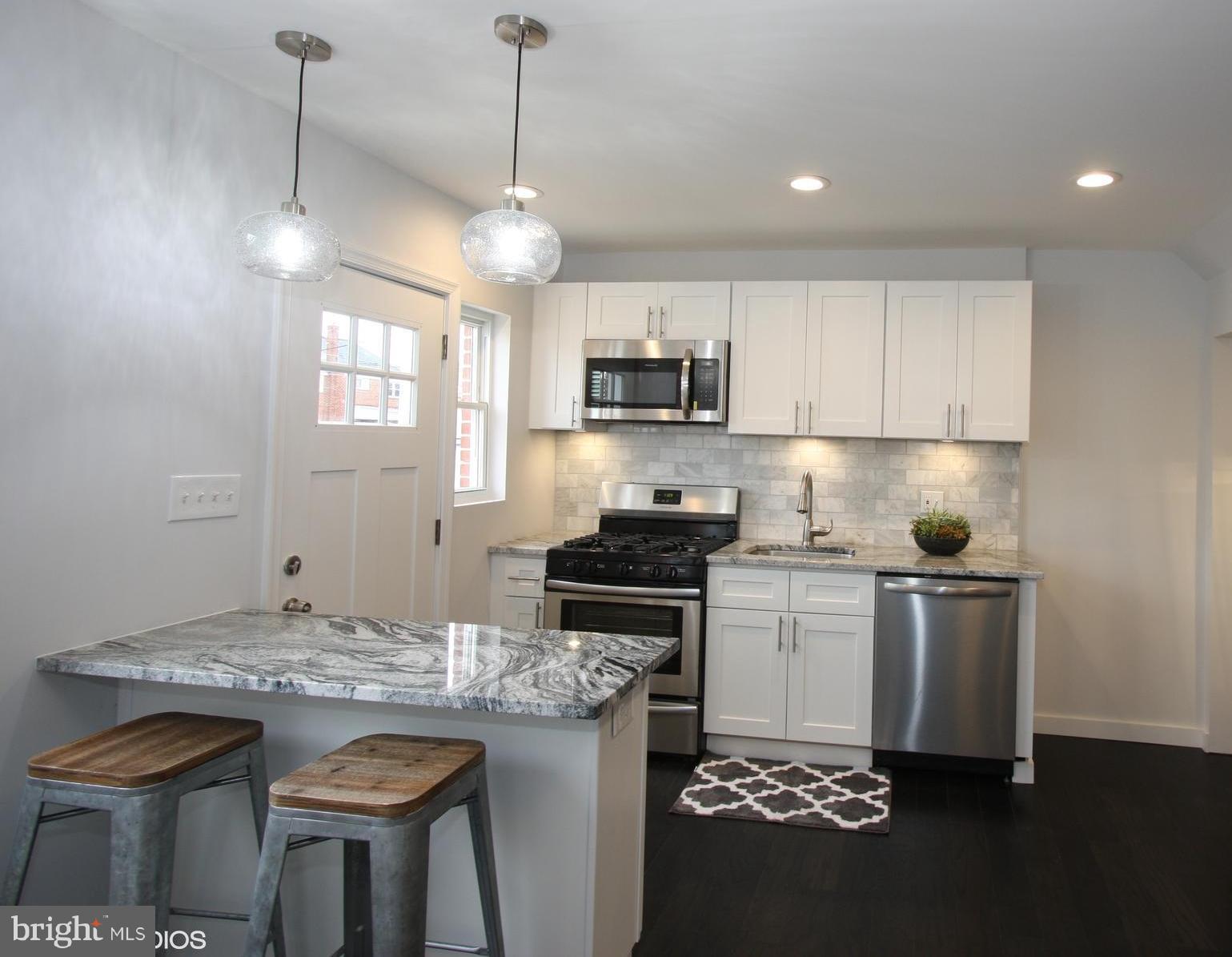 1920 Jasmine Road Baltimore, MD 21222 - Photo 6 of 40 Open Kitchen, Great for Entertaining & Serving
