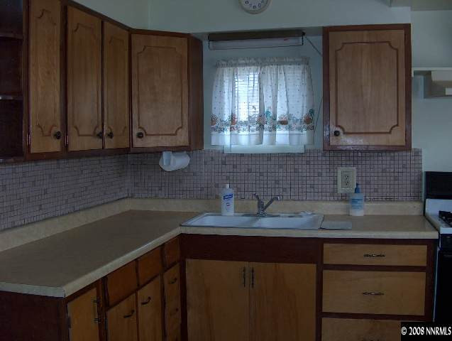 612 Locust Street Reno, NV 89502 - Photo 3 of 7 Photo 3